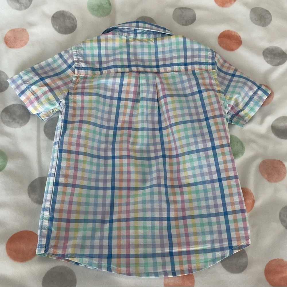 Toddler Boy Button Down Shirts and Sweater Bundle - Size 2T